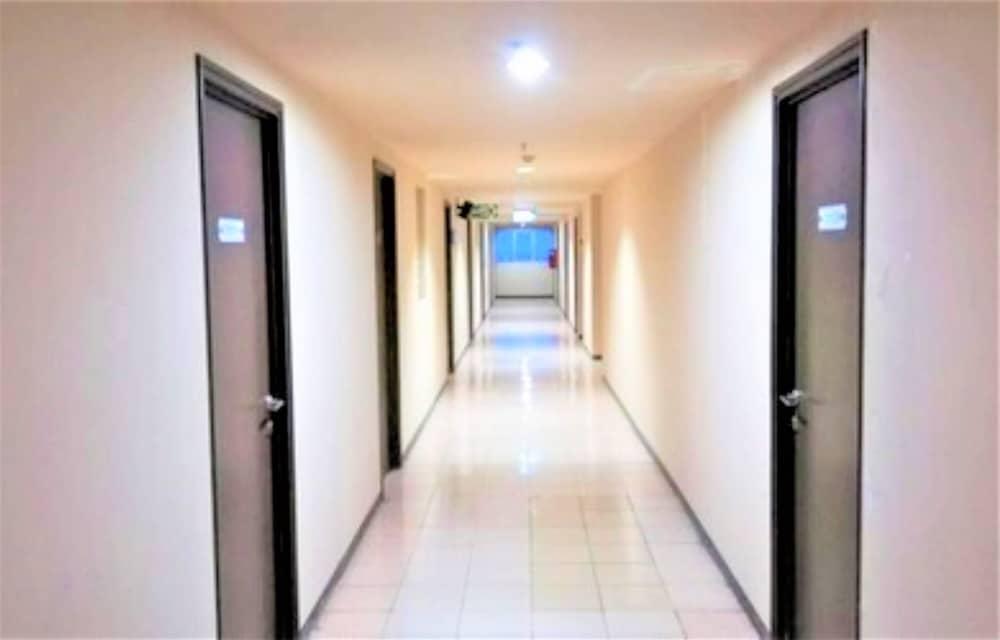 The Suites @ Metro Apartment Bandung Exterior photo
